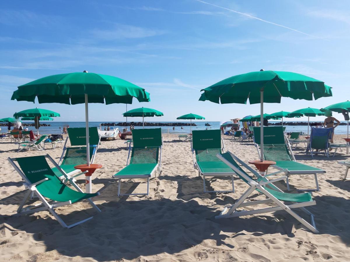 Beaurivage Aparthotel San Benedetto del Tronto Bagian luar foto